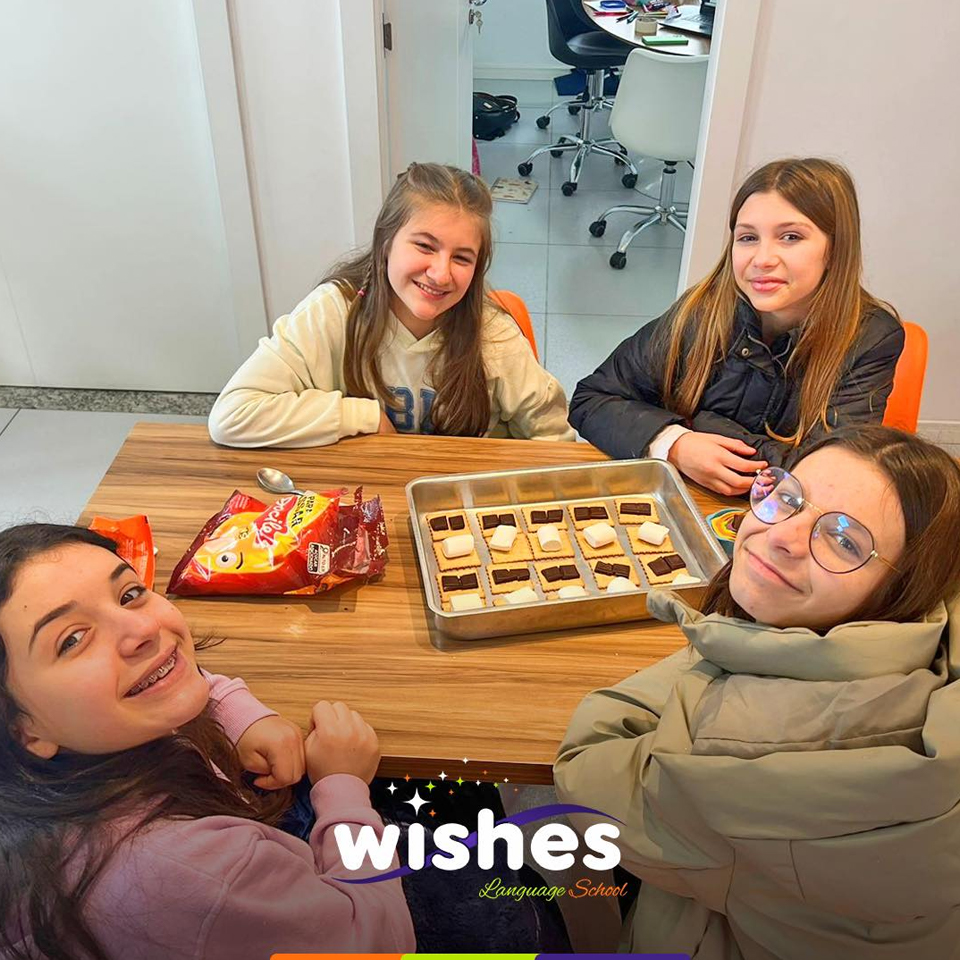 <p>Aulas teen Wishes Language School</p>
